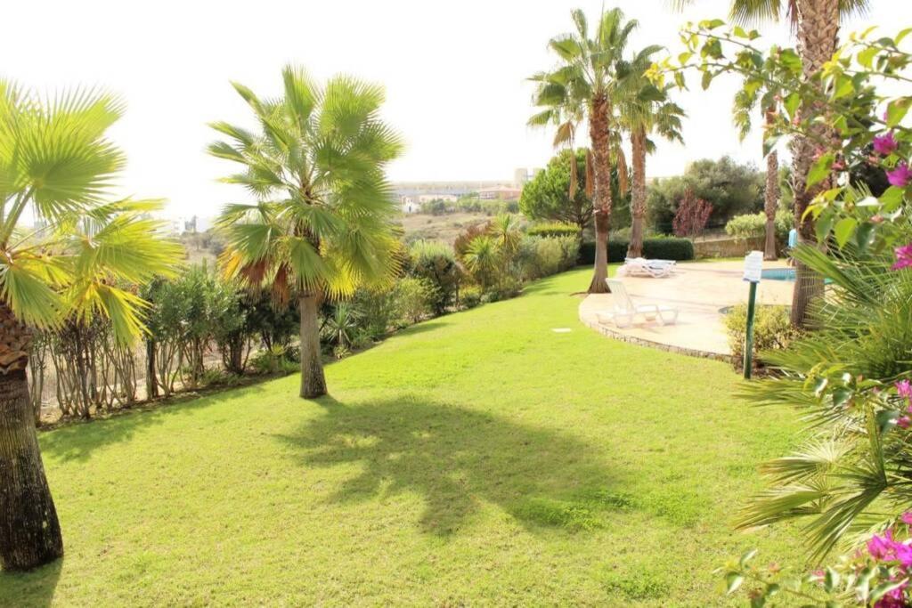 Great 2 Bedroom Apartment With Communal Pool Lagos Extérieur photo