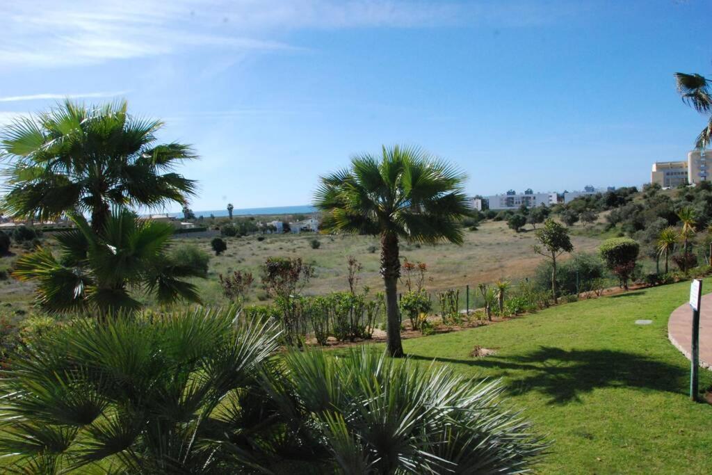 Great 2 Bedroom Apartment With Communal Pool Lagos Extérieur photo